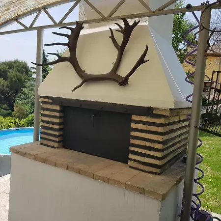 Stella - Private House With Parking Spot, Pool And Sea View * Varna