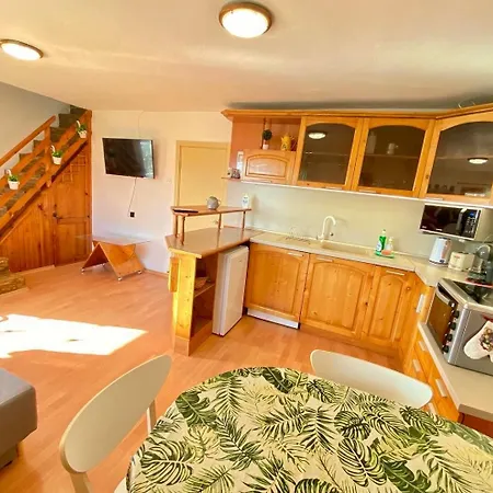 Луксозна вила Stella - Private House With Parking Spot, Pool And Sea View