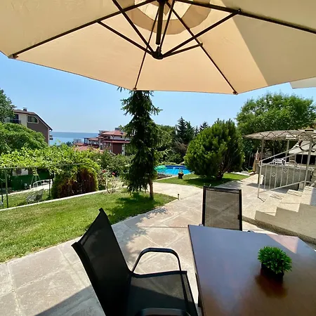 Stella - Private House With Parking Spot, Pool And Sea View * Varna